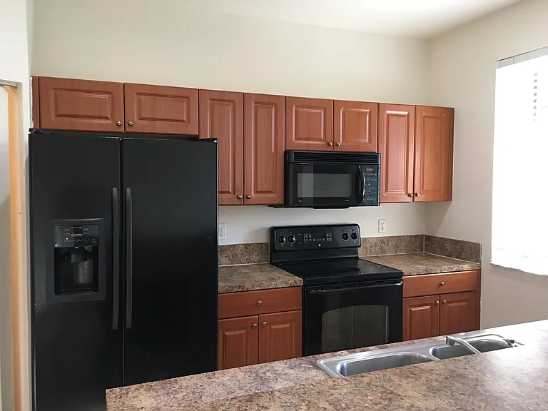 1213 Abaco Ln — Photo 3