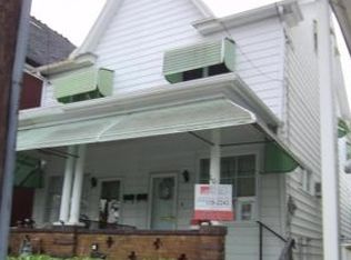 210 W 3rd St, Mount Carmel, PA 17851