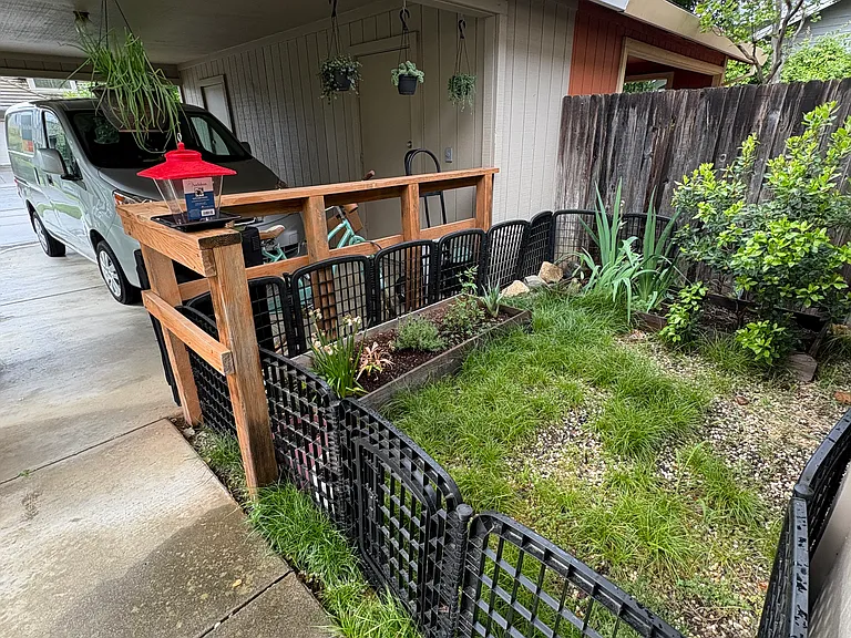 527 Flicker Ave — Photo 1