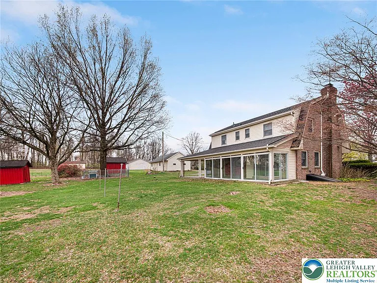 301 Ontelaunee Dr — Photo 10