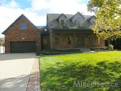 1st image of 39028 Wanda Ave