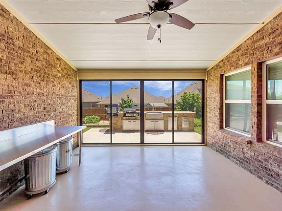 3rd image of 2032 Plamera Ln