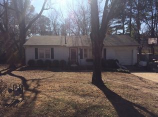 1227 S Maxwell Dr, Fayetteville, AR 72703