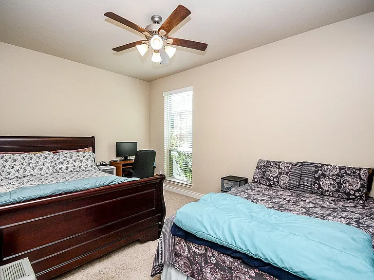 10119 Peytons Grace Ln — Photo 24
