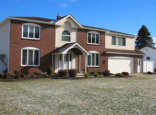 1190 Como Park Blvd, Depew, NY 14043