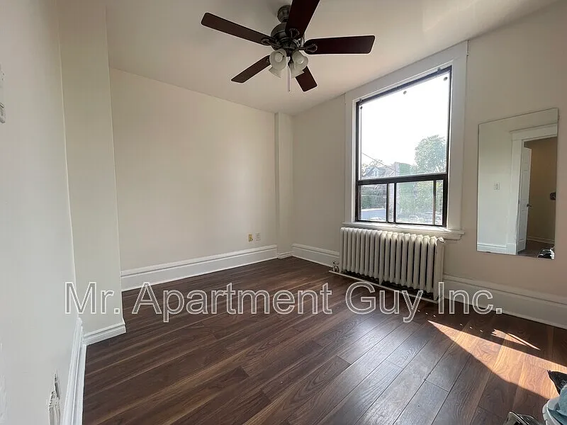 1 bed, 1.0 bath, $1,395 — Photo 1