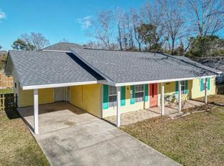 238 Pine Ridge Dr, Waveland, MS 39576