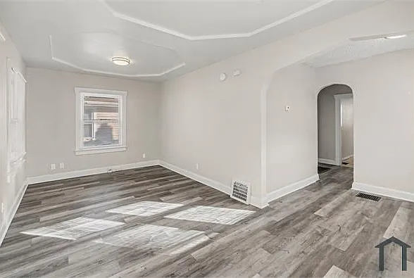 5713 Brooklyn Ave — Photo 3
