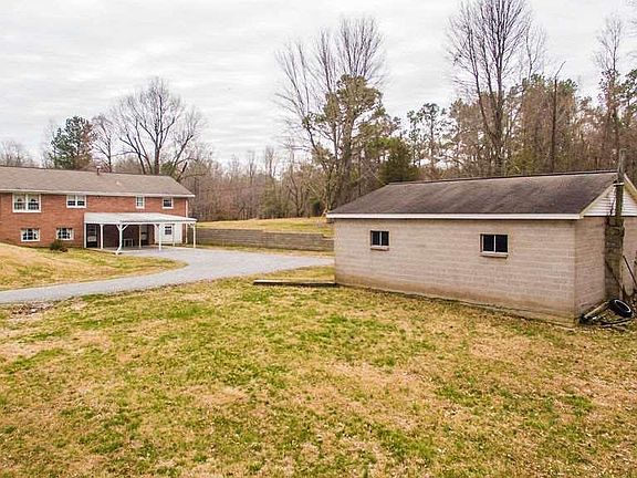5th image of 4955 Clinton Rd