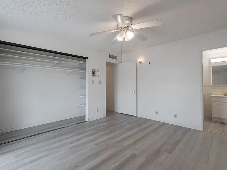 5185 Sun Valley Dr — Photo 27