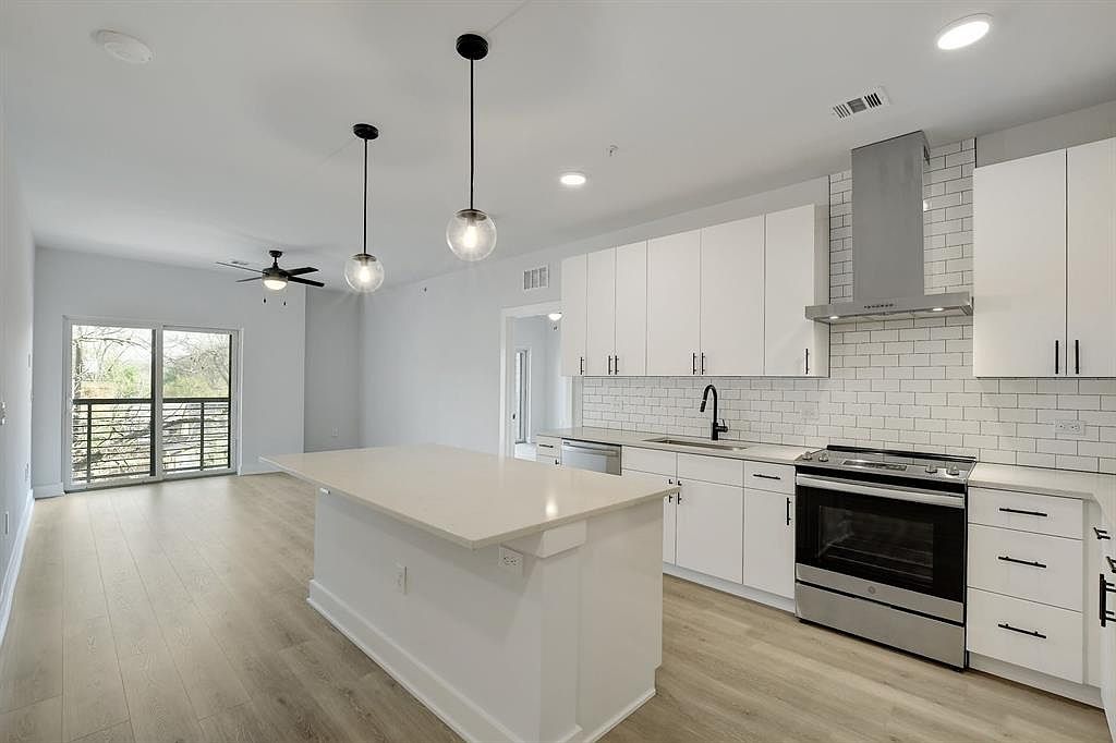 3101 Govalle Ave 318, Austin, TX 78702 Zillow