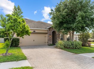 1540 Weather Vane Ln, Lutz, FL 33558