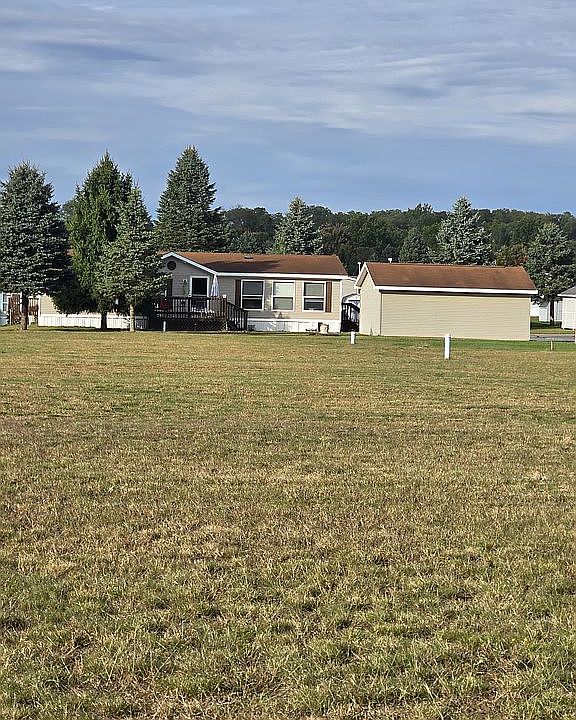 2nd image of 373 Joe Stone Dr