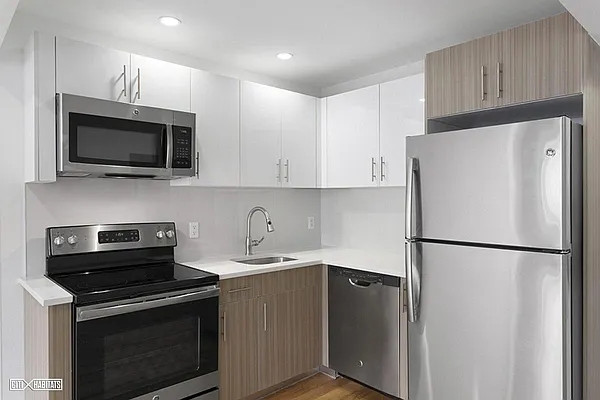 Rented by Corcoran | media 2