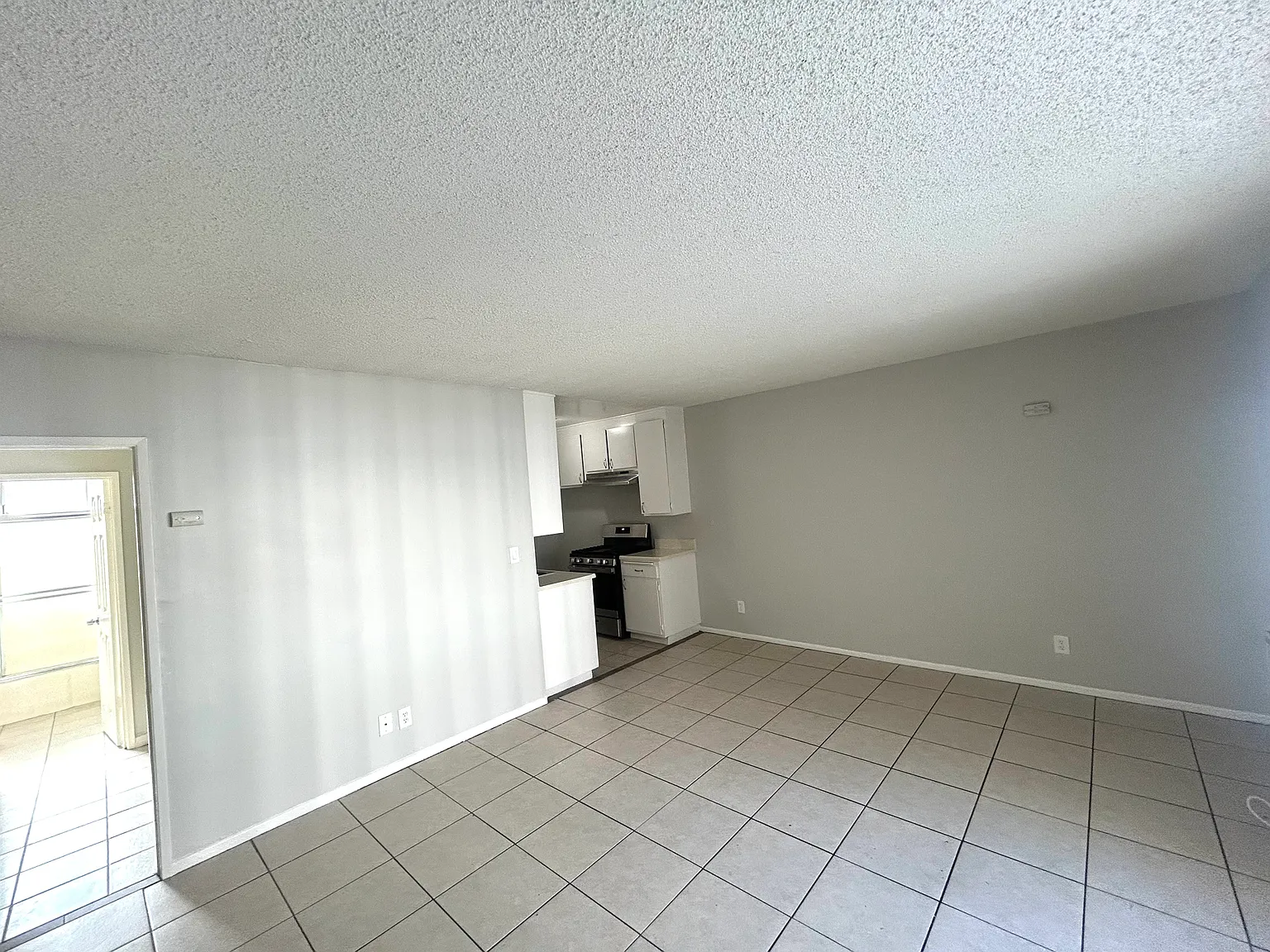 Studio, $1,450 — Photo 2