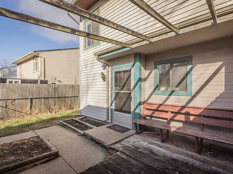 1948 E Bell Ave — Photo 11