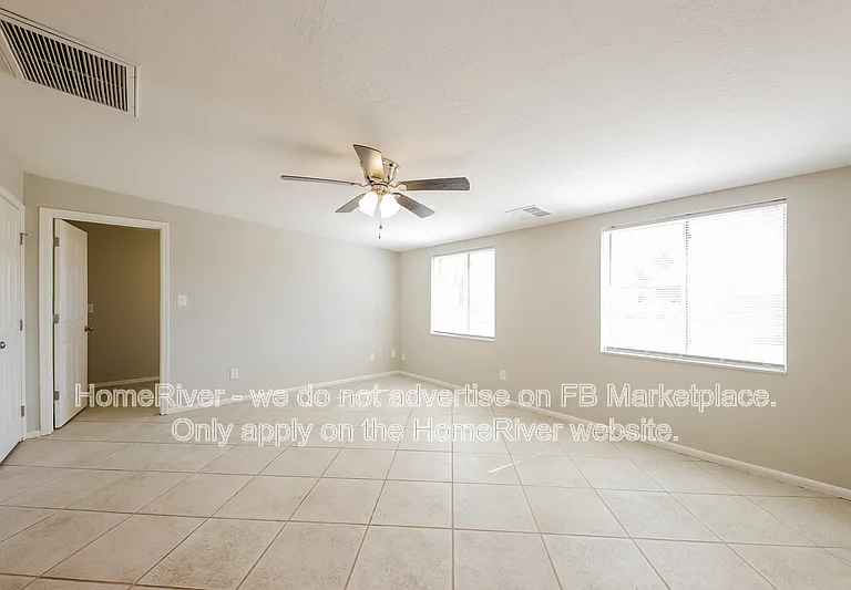 11211 W Missouri Ave — Photo 5
