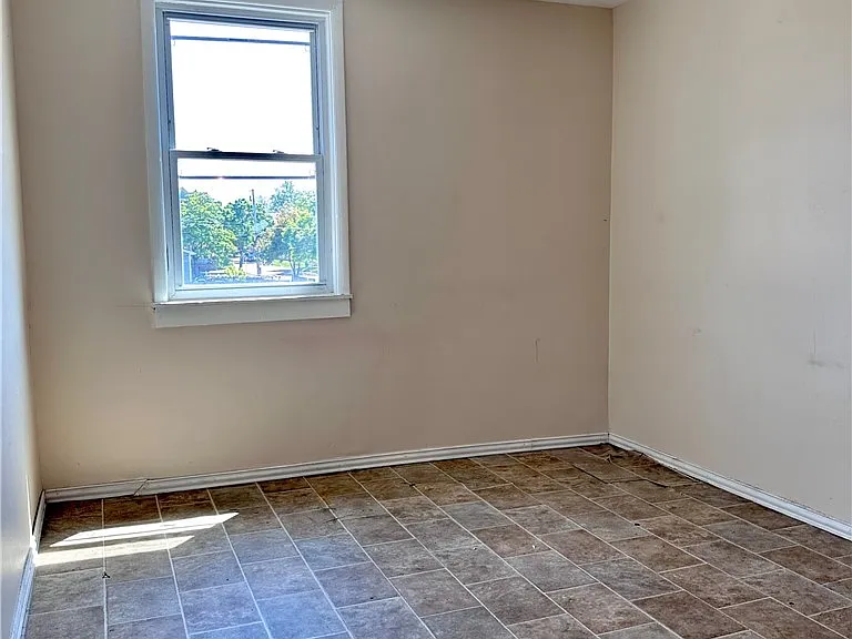 160 W Ferry St N #N — Photo 5