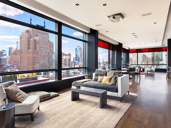 3rd image of 40 Mercer St #Penthouse 36