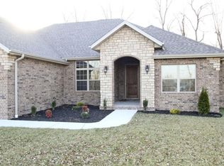 2316 W Darby St, Springfield, MO 65810