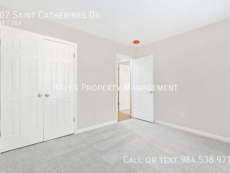 707 Saint Catherines Dr — Photo 20