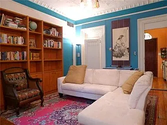 Rented by R New York