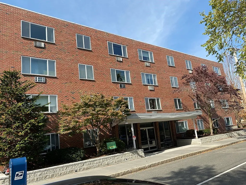 2 bed, 2.0 bath, 986 sqft, $3,600 — Photo 1