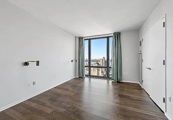 5th image of 310 W 52nd St APT 32H