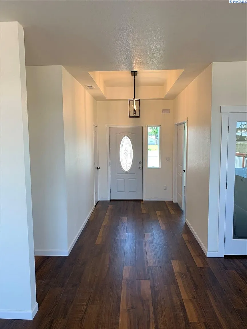 501 Bonneview photo 1