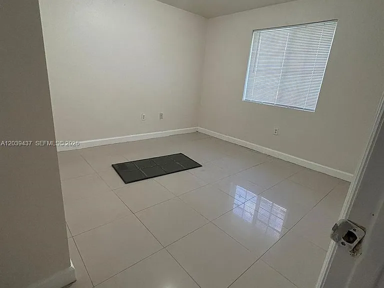 1255 NW 55th Ter #1257 — Photo 6