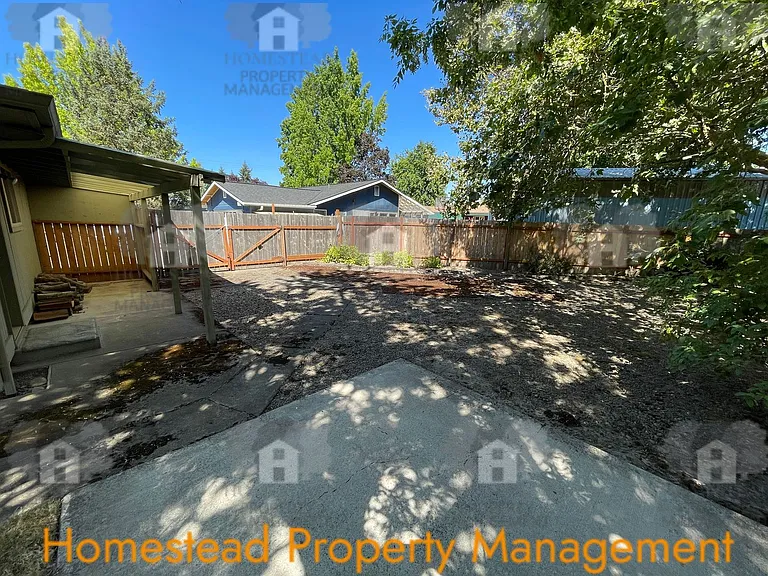 130 Cottonwood Ct — Photo 25