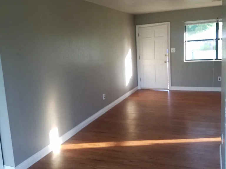 6517 W Jeanfay Ln — Photo 2