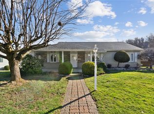 614 Maple St, Jeannette, PA 15644