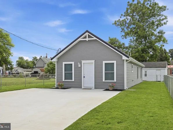 16 S Railroad Ave, Greenwood, DE 19950
