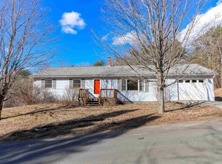 163 Farmer Dr, Saint Johnsbury, VT 05819