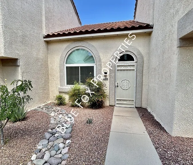 2688 W Avenida Azahar — Photo 8