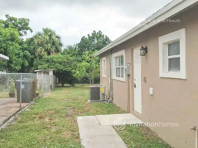 645 Barber Ave — Photo 10