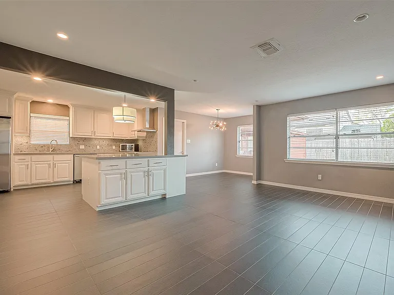 11406 High Star Dr — Photo 16