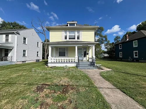 1221 Woodside Blvd Photo 1