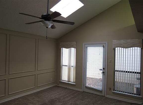 3rd image of 2219 Mediterranean Ave