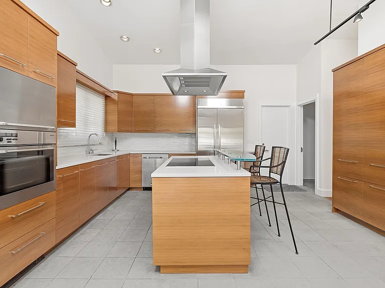 12 Wyeth Ct — Photo 9