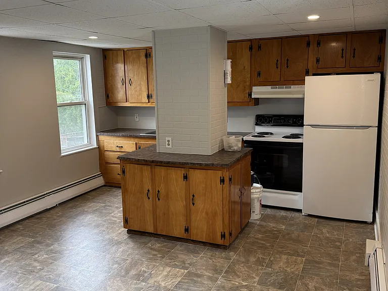 119 Winthrop St #2 — Photo 6