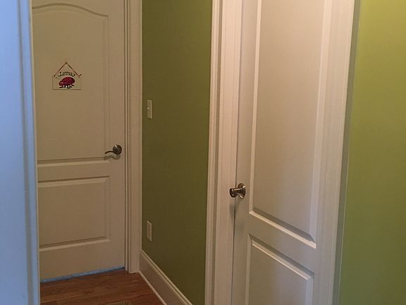 4th image of 205 Loudoun Dr