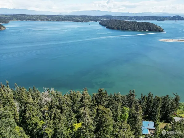 5296 Anglers Haven Drive, Oak Harbor, WA 98277