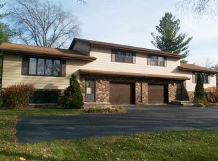 5528 Gerend Rd, Waunakee, WI 53597