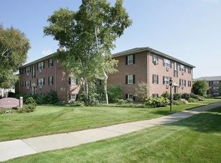 135 North St APT B, Newtonville, MA 02460
