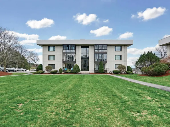 33 Spit Brook Road #21, Nashua, NH 03060