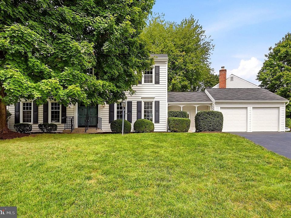 1st image of 273 Terrie Dr