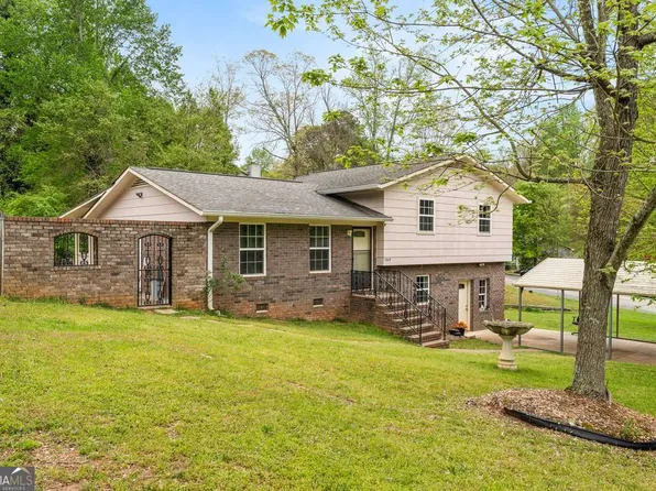 1869 Beechwood Blvd NW, Gainesville, GA 30504