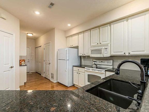 4th image of 6069 Sowerby Ln